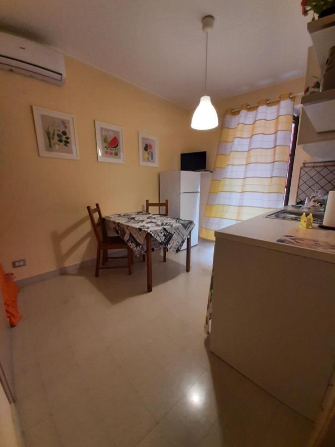 Perla Marina Apartment Чефалу Экстерьер фото